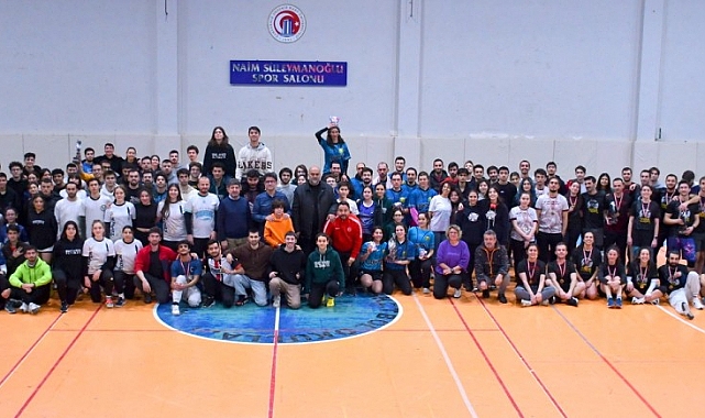 Çanakkale'de ‘‘Ultimate Frizbi Salon Şampiyonası’’ gerçekleşti