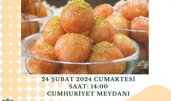 Cumhuriyet Meydanı'nda Berat Kandili Lokma İkramı
