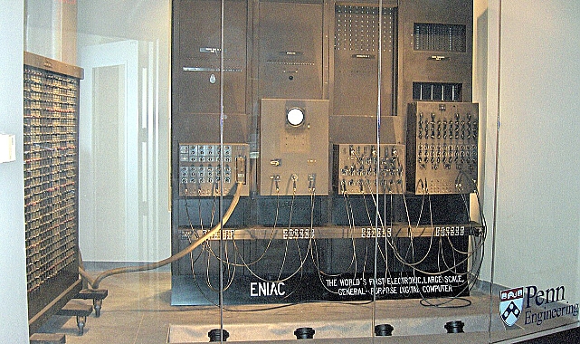Elektronik Numerik Entegre Hesaplama ve Veri İşleme Makinesi (ENIAC)