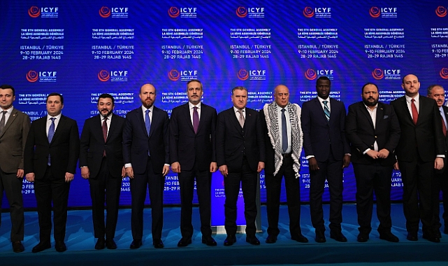 "Geleceğimiz için birlikte güçlü olmalıyız"