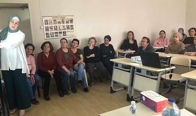 Gelibolu'da kursiyerler kanser hakkında bilinçlendirildi
