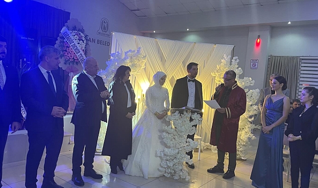 İskenderoğlu, mutlu ana şahit oldu