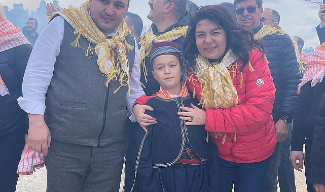 Jülide İskenderoğlu, Ezineli Yahya Çavuş Deve Güreşleri Festivali'nde