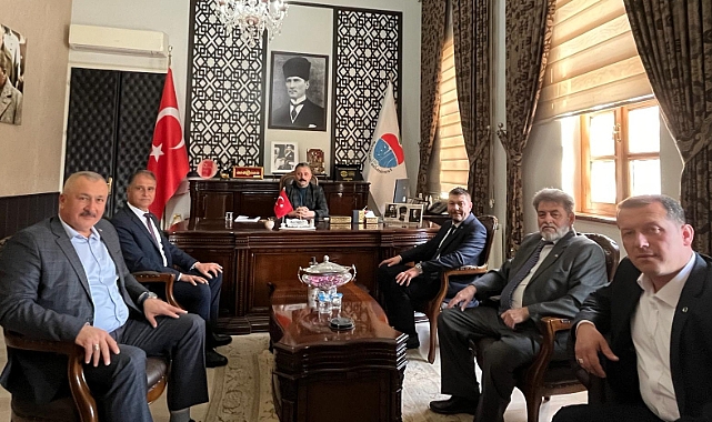Milliyetçi Hareket Partisi Heyeti, Başkan Mert Uygun'u ziyaret etti