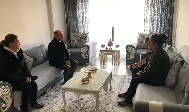 Nebioğlu depremzede aileleri ziyaret etti
