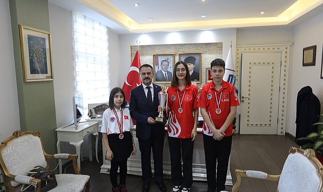 Sporculardan Vali Aktaş’a ziyaret