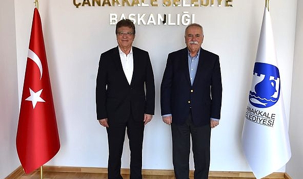 Ülgür Gökhan'dan Edremit Belediye Başkanı Selman Hasan Arslan'a teşekkür mesajı