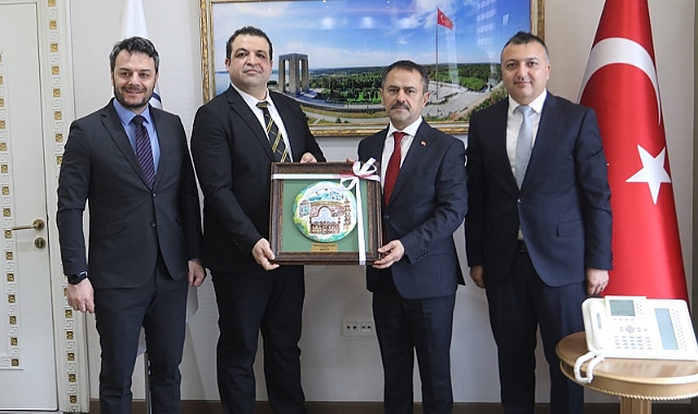 Uludağ Elektrik Genel Müdürü Remazan Arslan, Vali İlhami Aktaş'ı ziyaret etti