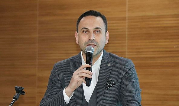 AK Parti Ayvacık İlçe Başkanı Naim Makas, proje lansman programında