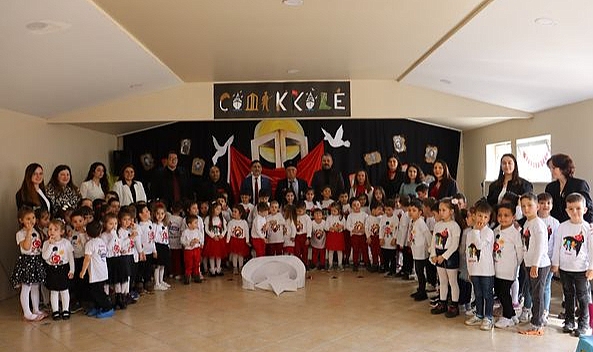 Başkan Mert Uygun, Bayramiç 18 mart anaokulu öğrencilerinin hazırladığı programa katıldı