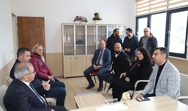 Başkan Özacar'dan Türk Eğitim-Sen ve Eğitim-Sen Gelibolu temsilciliklerine ziyaret