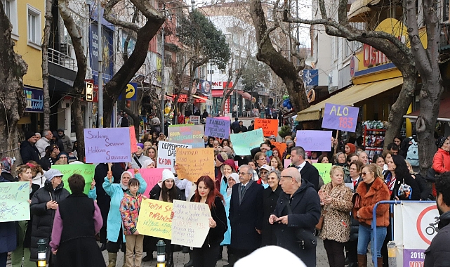 Başkan Özacar; "Kadınların özgürce yaşayacağı yarınların umudunu hiçbir zaman yitirmeyeceğiz"