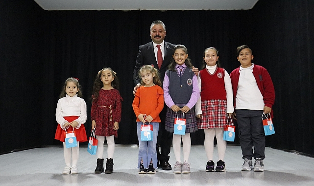 Bayramiç Belediyesi, İstiklal Marşı'nın Kabulü Programını coşkuyla kutladı