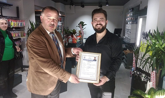 Belediye Başkan Vekili Tursun, yeni açılan av bayisine ziyarette bulundu