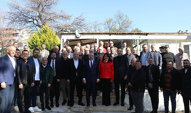 Bülent Turan ve Jülide İskenderoğlu, Karadenizliler Derneği'ni ziyaret etti