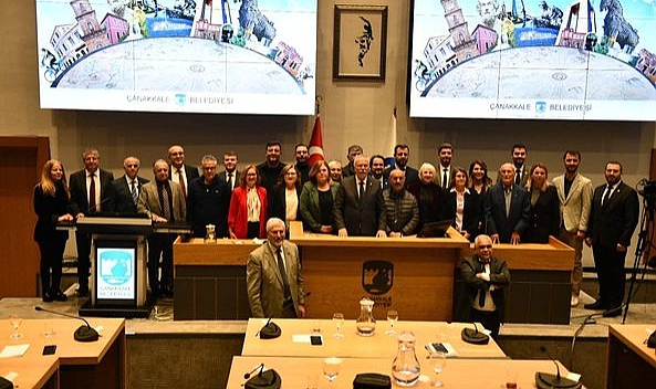 Çanakkale Belediye Başkanı Ülgür Gökhan'dan görev süresi sonunda teşekkür mesajı