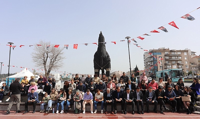 Çanakkale’de toplu okuma etkinliği