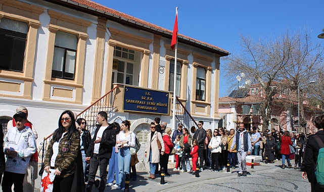 Çanakkale Deniz Müzesi büyük ilgi gördü