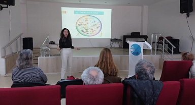Çanakkale İl Sağlık Müdürlüğü’nden Altın Yıllar Yaşam Merkezi’ne ziyaret