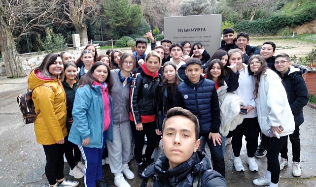 Çanlı öğrenciler İzmir Kültür Turuna çıktı