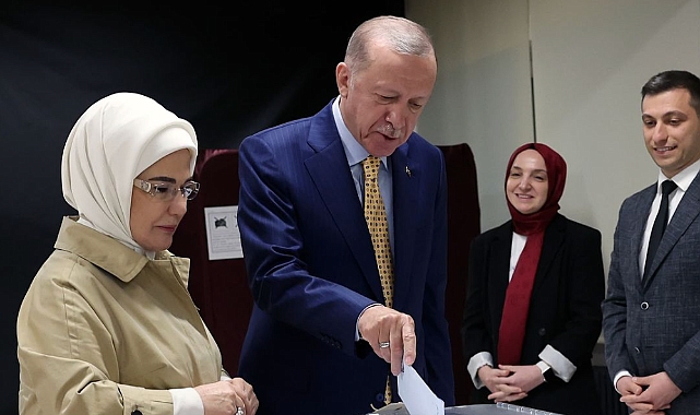 Cumhurbaşkanı sandık başında