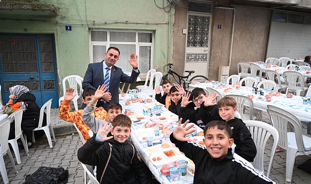 Cumhuriyet mahallesi’nde Ramazan paylaşımı