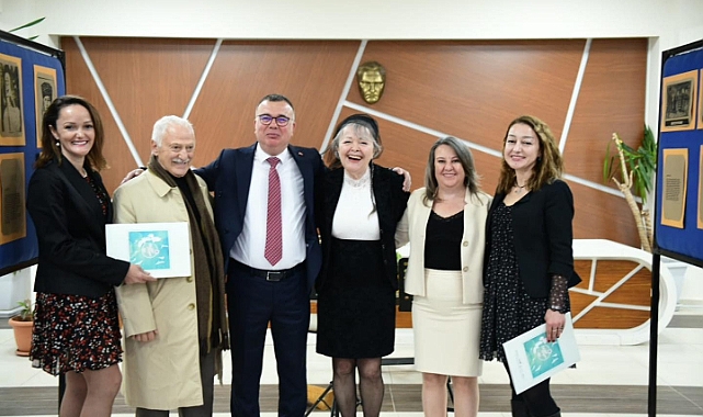 Emel Aygören Sen'in Atatürk fotoğrafı sergisi açıldı