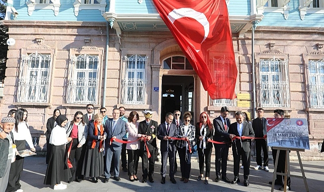 “Geçmişten Günümüze 18 Mart Yerel Basın Sergisi’’ açıldı