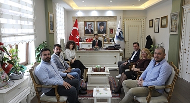 İnşaat Mühendisleri Odası Yeni Yönetimi Vali İlhami Aktaş'ı ziyaret etti