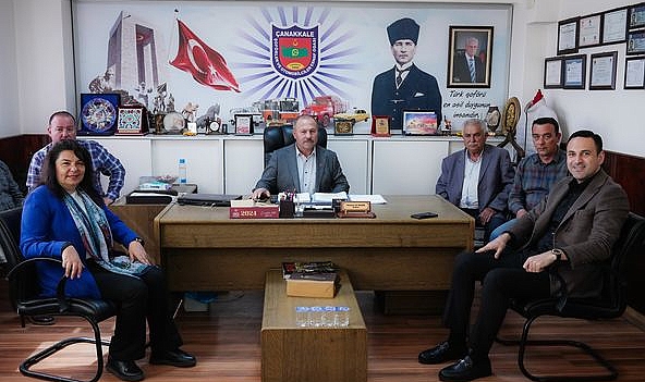 Jülide İskenderoğlu, Çanakkale şoförler ve otomobilciler odası'nı ziyaret etti