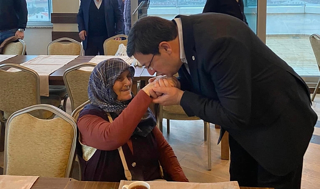 Muharrem Erkek, şehit ailelerini ve gazileri karşıladı