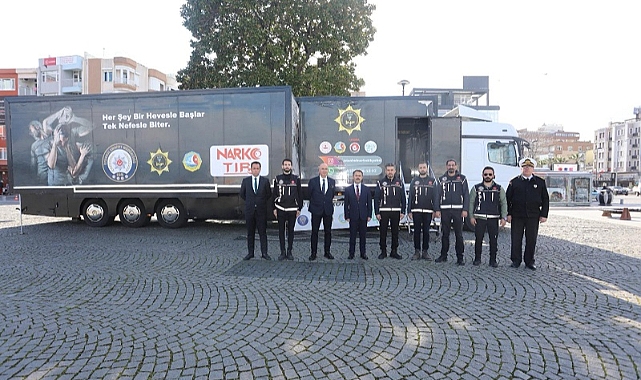 Narkotik Eğitim Tırı Çanakkale'ye geldi