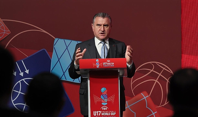 “Türkiye'de bir spor devrimi yaşanmaktadır’’