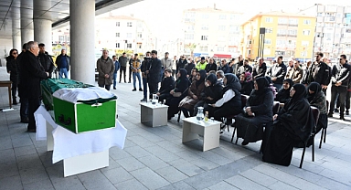 Ülgür Gökhan'dan İsmail Kurt'a veda: Başımız sağ olsun