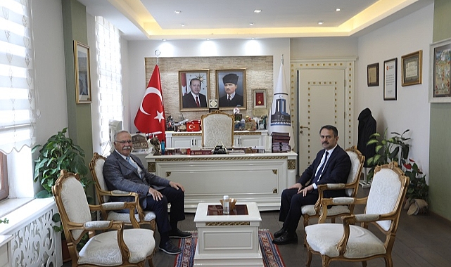 Ülgür Gökhan, Vali Aktaş’a veda etti