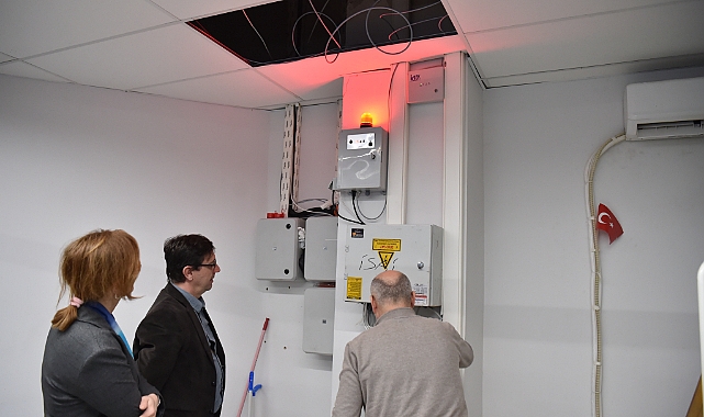 Yeni belediye binasına deprem alarm sistemi kuruldu