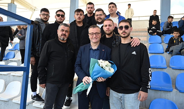 Alper Şen ve Meclis Üyesi Levent Şahin, Bigaspor'un maçını tribünde izledi