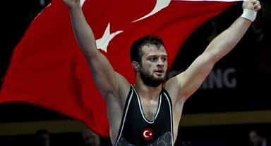 Bakan Aşkın Bak’tan Enes Başar ve Burhan Akbudak için tebrik mesajı yayımladı