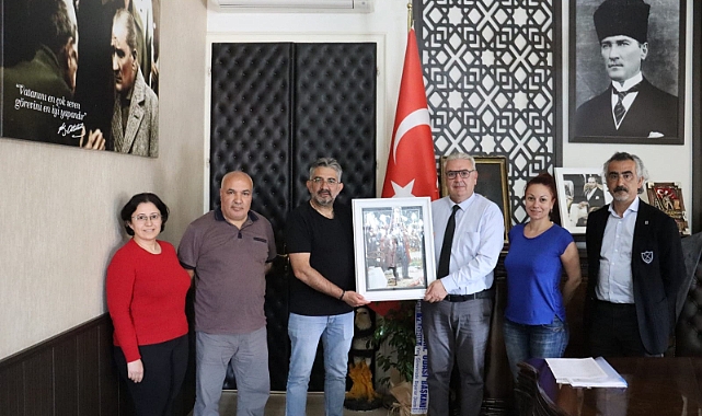 Başkan Atılgan ziyaretçilerini ağırlamaya devam ediyor