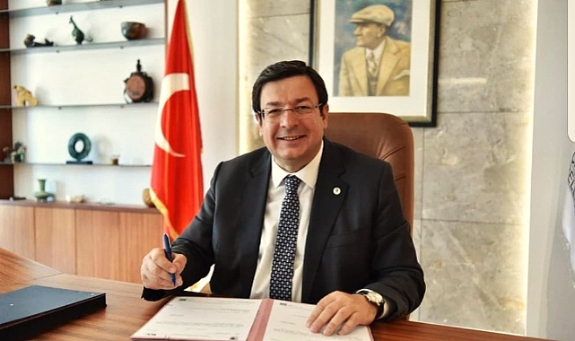 Başkan Erkek,  birim müdürlerine kibarca "ayağınızı denk alın" dedi
