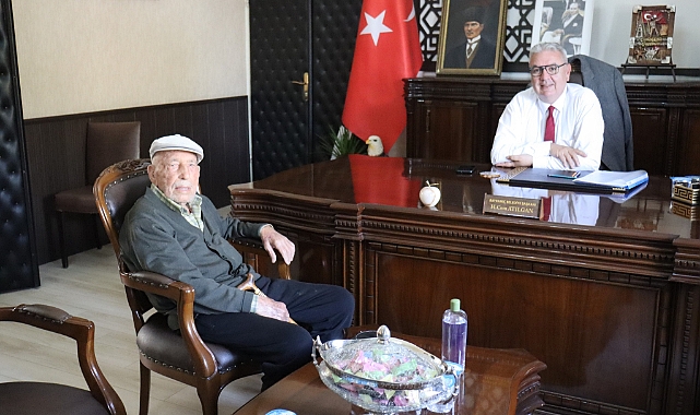 Başkan Hasan Cem Atılgan tebrik ziyareti yapan hemşehrilerine teşekkür etti