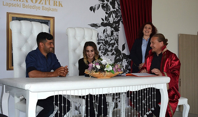 Başkan Öztürk ilk nikahını kıydı