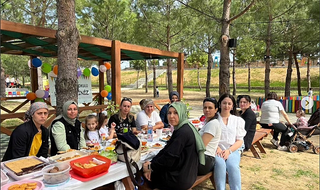 Bayramiç’te 22 Eylül Parkı çok seviliyor