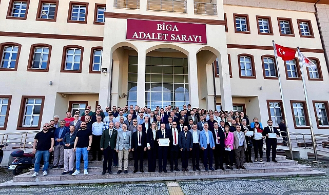 Biga belediye başkanı Alper Şen mazbatasını aldı: "halkımızın güvenini boşa çıkarmayacağız"
