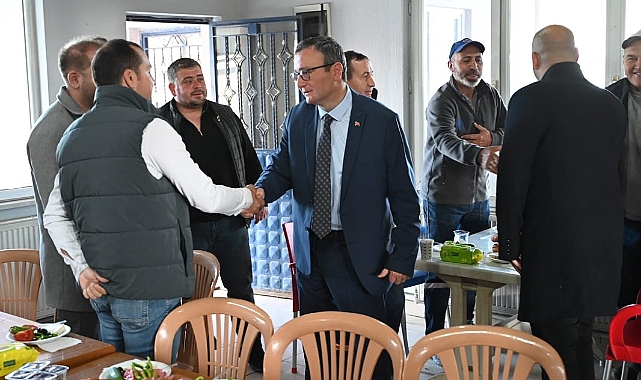 Biga Belediye Başkanı Alper Şen, personeliyle iş değişikliklerini değerlendirdi