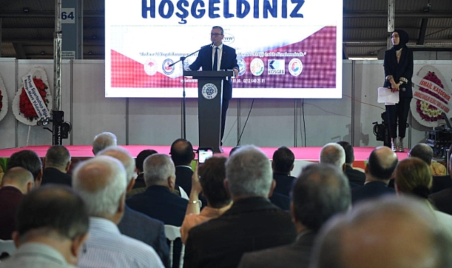 Biga'da Türkiye ceviz ve badem fuarı kapılarını açtı