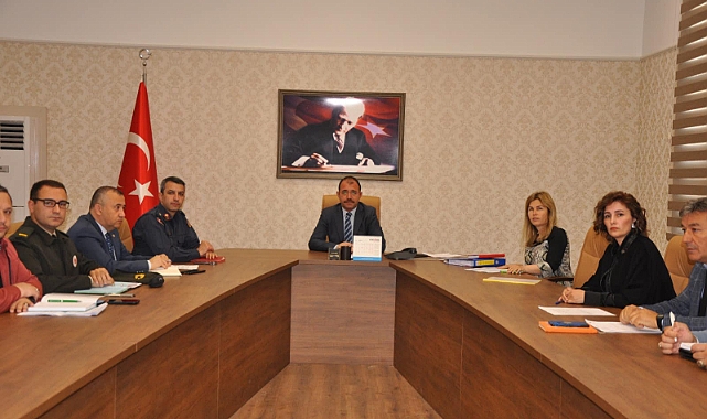 Biga Kaymakamlığı, seferberlik ve savaş hali hazırlıkları koordinasyon kurulu toplantısı düzenledi