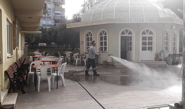 Camiler temizleniyor