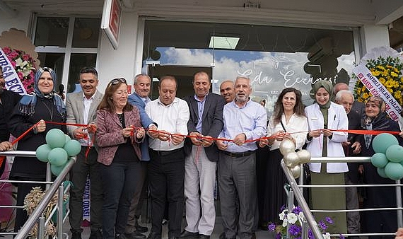 Çan'da Eda Eczanesi açıldı