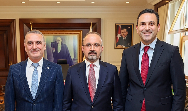 Çanakkale AK Parti İl Başkanı Naim Makas, İçişleri Bakan Yardımcısı Bülent Turan'ı ziyaret etti